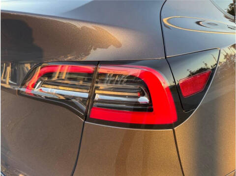 2021 Tesla Model Y Standard Range