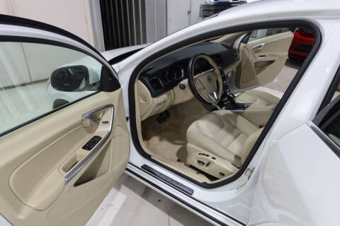 2016 Volvo S60 T5 Drive-E Premier