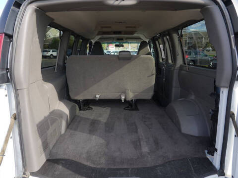 2017 Chevrolet Express LS 2500