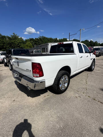 2015 RAM 1500 SLT