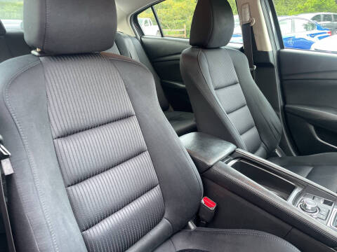 2016 Mazda MAZDA6 i Sport