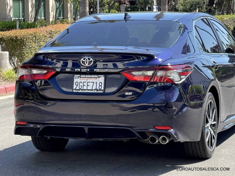 2022 Toyota Camry SE