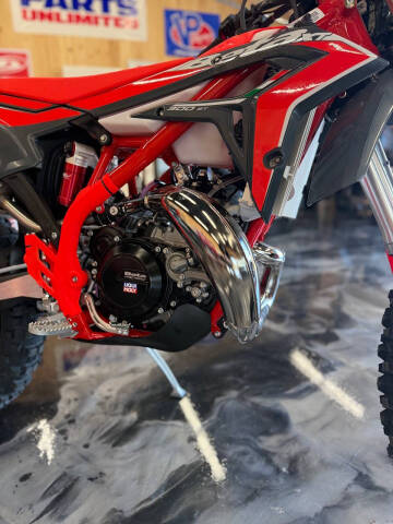 2026 Beta 300 Xtrainer