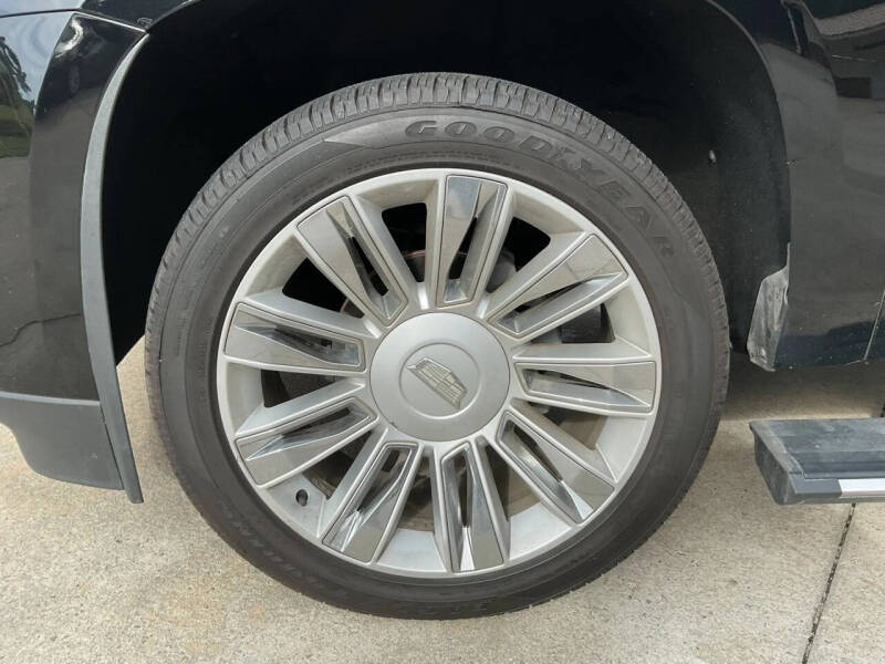 2017 Cadillac Escalade ESV Platinum