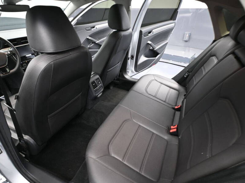 2021 Volkswagen Passat SE