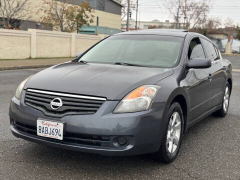 2008 Nissan Altima for sale at JENIN CARZ in San Leandro CA