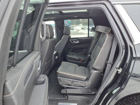 2022 GMC Yukon SLT