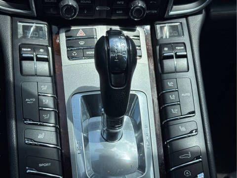 2011 Porsche Panamera 4