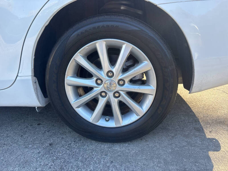 2011 Toyota Camry XLE V6