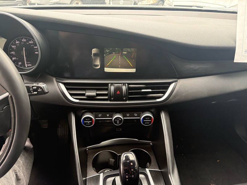 2017 Alfa Romeo Giulia