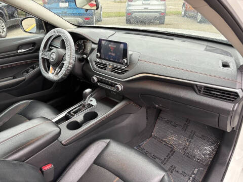 2019 Nissan Altima 2.5 SR