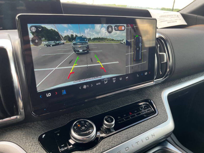 2025 Ford Expedition Tremor