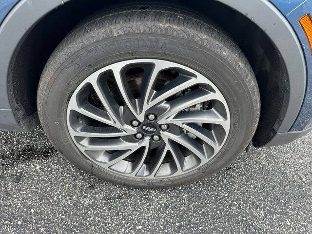 2019 Lincoln Nautilus Reserve
