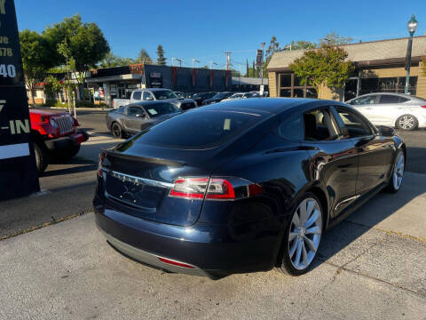 2013 Tesla Model S