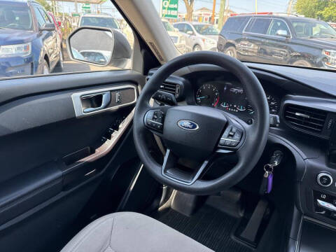 2020 Ford Explorer