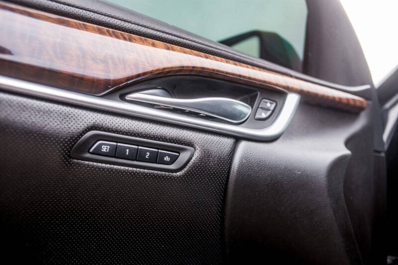 2013 Cadillac XTS Premium Collection