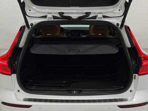 2020 Volvo V60 T5 Momentum