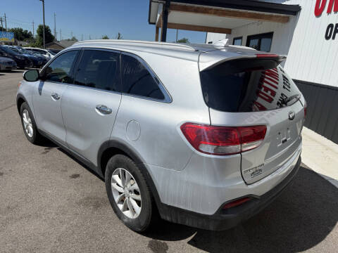 2016 Kia Sorento LX