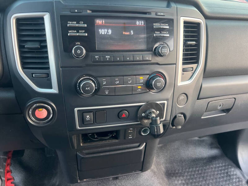 2017 Nissan Titan S