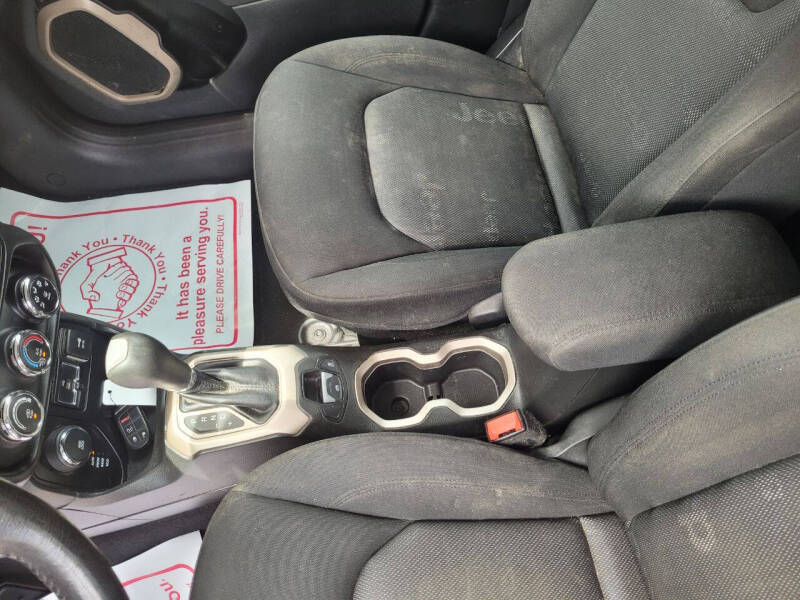 2016 Jeep Renegade Latitude - Photo 21