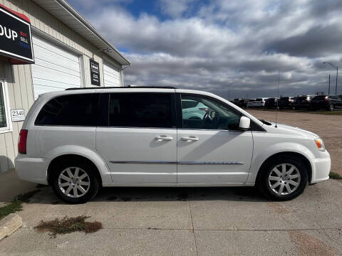 2013 Chrysler Town and Country Touring