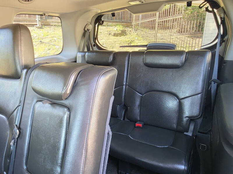 2012 Nissan Pathfinder LE