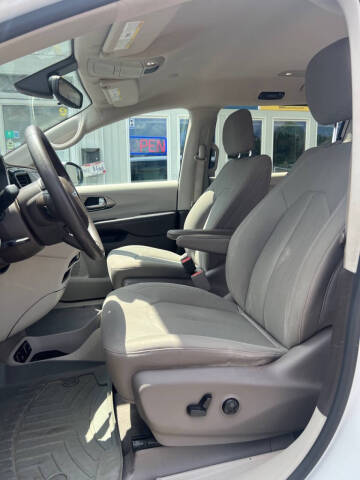 2017 Chrysler Pacifica Touring