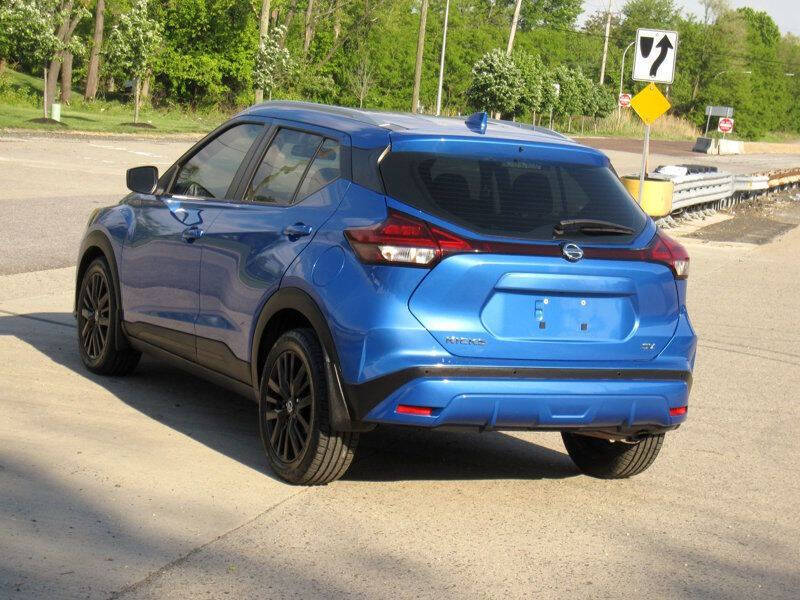2021 Nissan Kicks SV