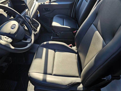 2024 Ford Transit 250
