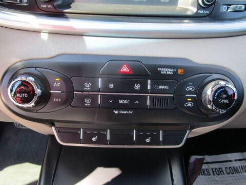 2018 Kia Sorento L