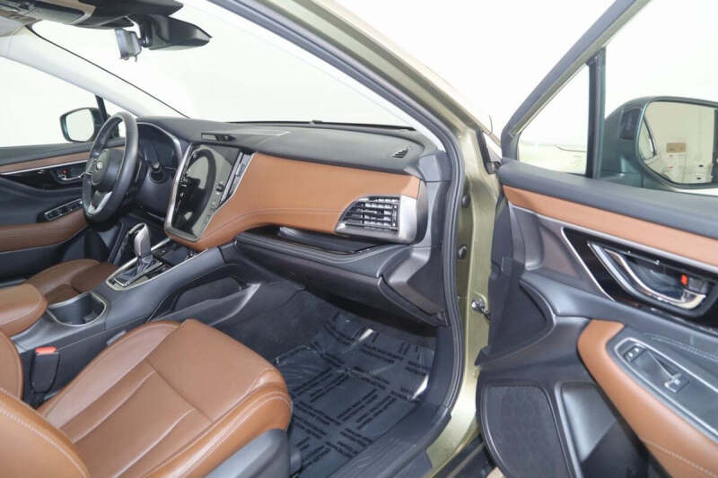 2023 Subaru Outback Touring XT