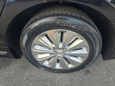 2017 Hyundai Sonata Hybrid SE