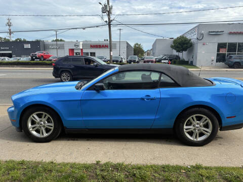 2011 Ford Mustang V6