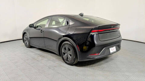 2024 Toyota Prius LE