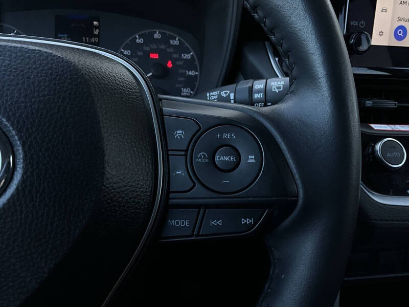 2025 Toyota Corolla Cross LE