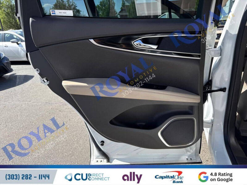 2022 Lincoln Nautilus Standard