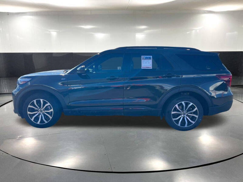 2023 Ford Explorer ST-Line