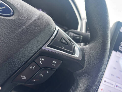 2021 Ford Edge Titanium