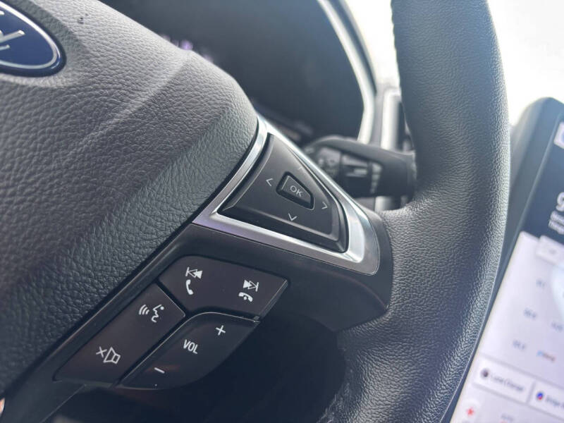 2021 Ford Edge Titanium