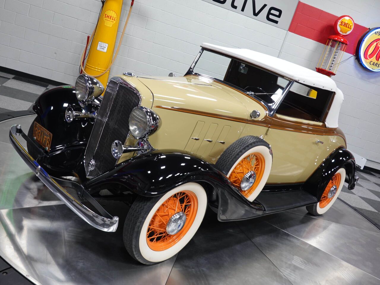 1933 Chevrolet Master Deluxe 53