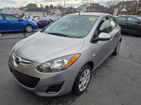 2011 Mazda MAZDA2 Touring