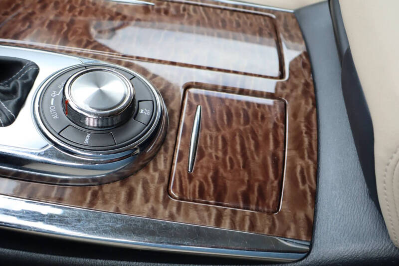 2020 Nissan Armada Platinum