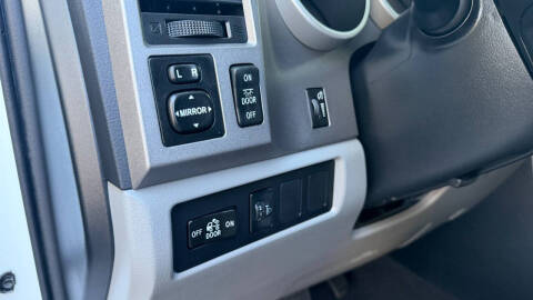 2012 Toyota Tundra Grade
