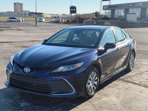 2021 Toyota Camry Hybrid for sale at ERS Motors, LLC. in Bridgeton MO