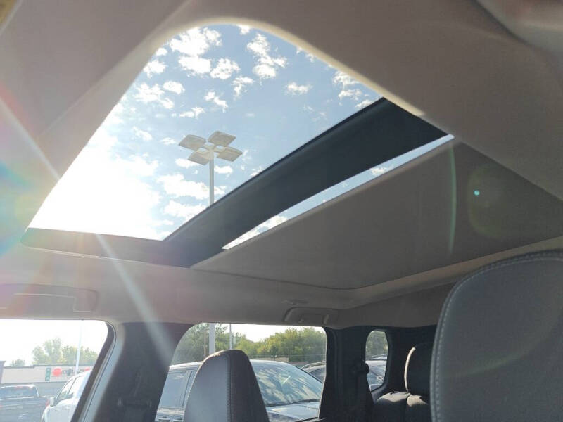 2025 Mitsubishi Outlander PHEV SE