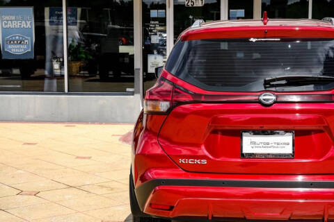 2023 Nissan Kicks SV