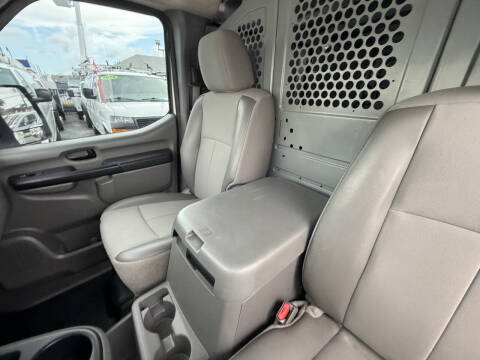 2018 Nissan NV 2500 HD S