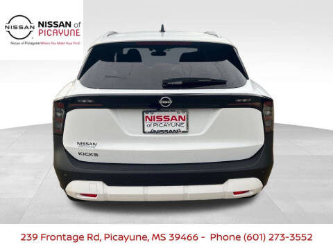 2026 Nissan Kicks SV