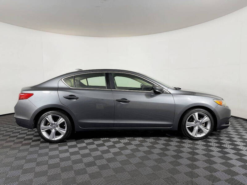 2014 Acura ILX 2.0L w/Tech