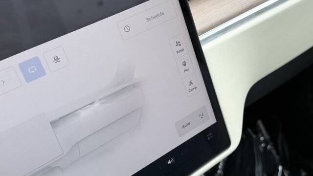 2023 Tesla Model S Standard Range